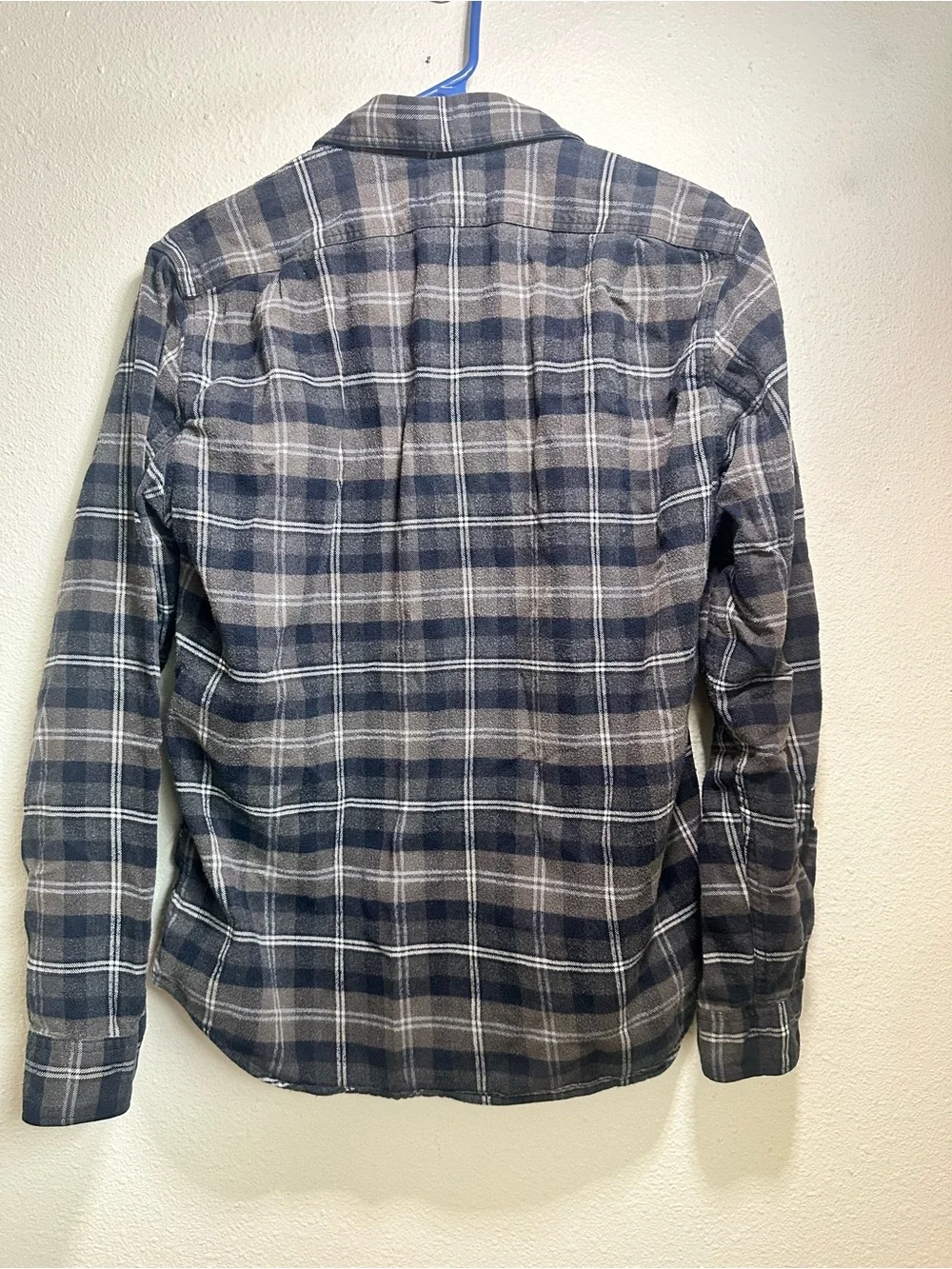 J. Crew Men’s Navy and Gray Plaid Button-Down Shirt Size M